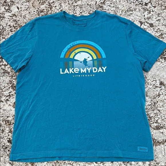 Life Is Good Men's Blue 'Lake My Day' Graphic Tee - Picture 1 of 6